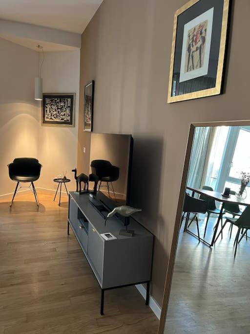 Lml Housing The Place To Be In Рим Екстериор снимка
