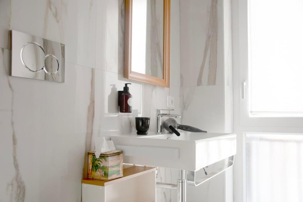 Lml Housing The Place To Be In Рим Екстериор снимка