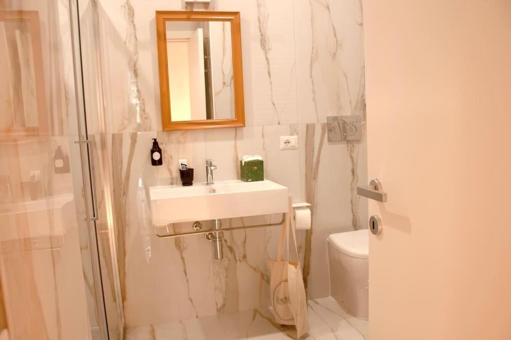 Lml Housing The Place To Be In Рим Екстериор снимка