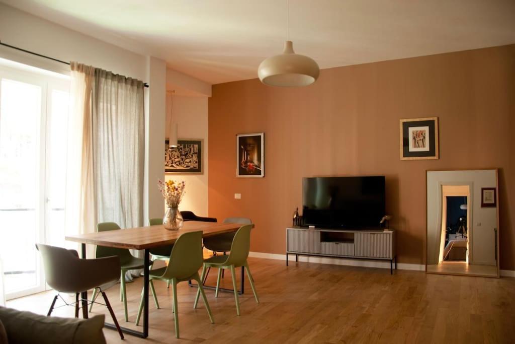 Lml Housing The Place To Be In Рим Екстериор снимка